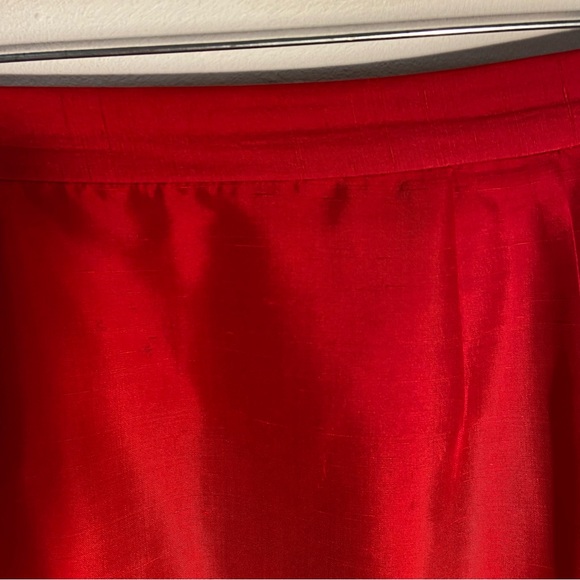 Vintage women’s skirt 100% silk Christmas red size 6 - Picture 8 of 9